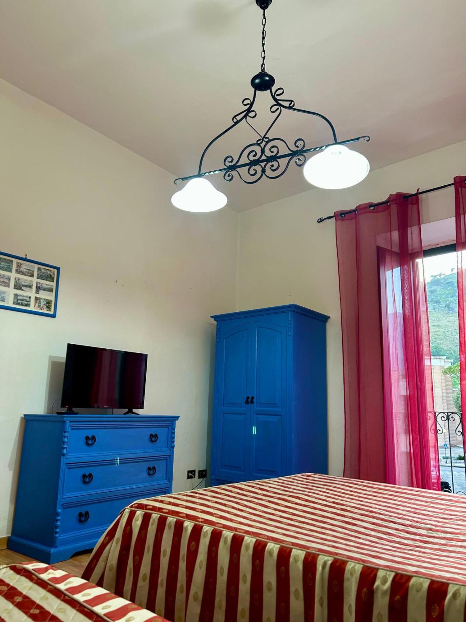 Holiday House Ginevra フォルミア エクステリア 写真